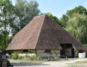 Châtillon sur Loire – grange pyramidale –  3 septembre 2018 – OT Terres de Loire et canaux – IRémy (43)