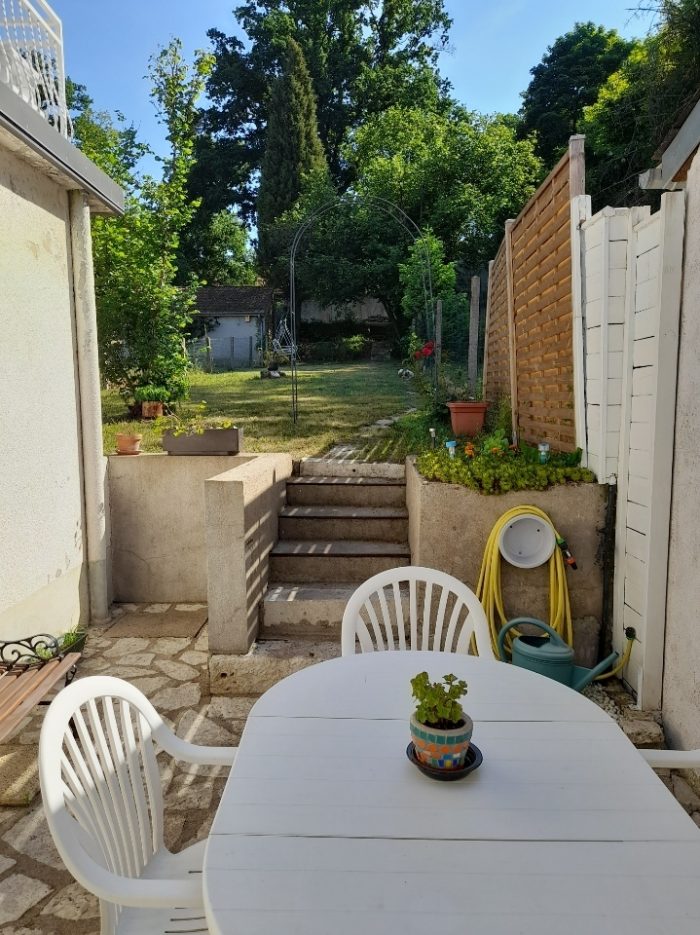 Briare -Meublé la petite maison – Extérieur terrasse