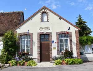 Feins-en-Gatinais-mairie-1-aout-2018—OT-Terres-de-Loire-et-Canaux–IRemy–1–2