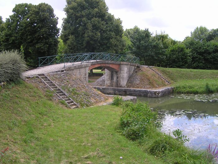 Briare – ancien canal latéral à la Loire