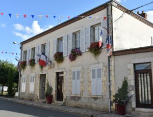 Ouzouer sur Trézée – mairie -1er août 2018 – OT Terres de Loire et Canaux – IRémy (47)