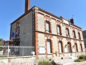 St-Firmin-sur-Loire—mairie—6-aout-2018—OT-Terres-de-Loire-et-Canaux—IRemy–1–2